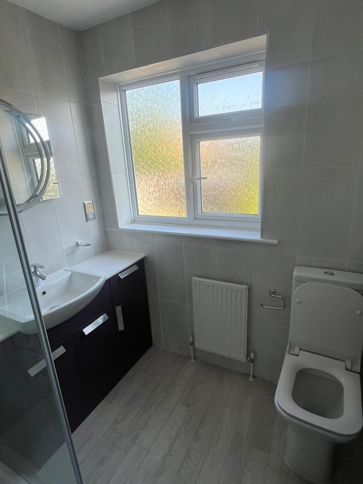 Good Priced Single Rooms In Northolt Dış mekan fotoğraf