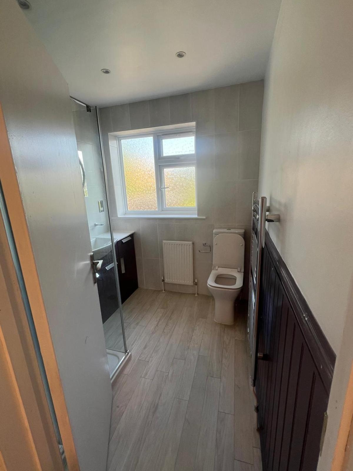 Good Priced Single Rooms In Northolt Dış mekan fotoğraf